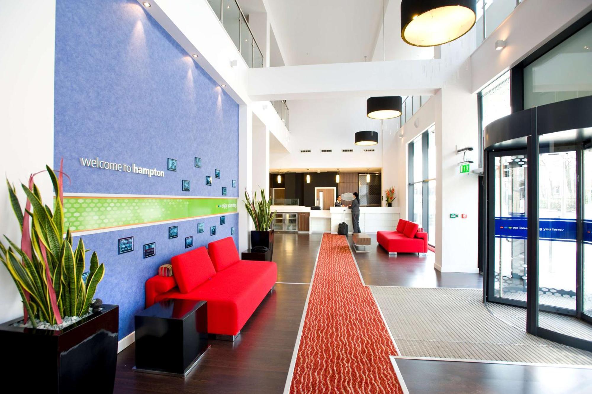 Hampton By Hilton Centre